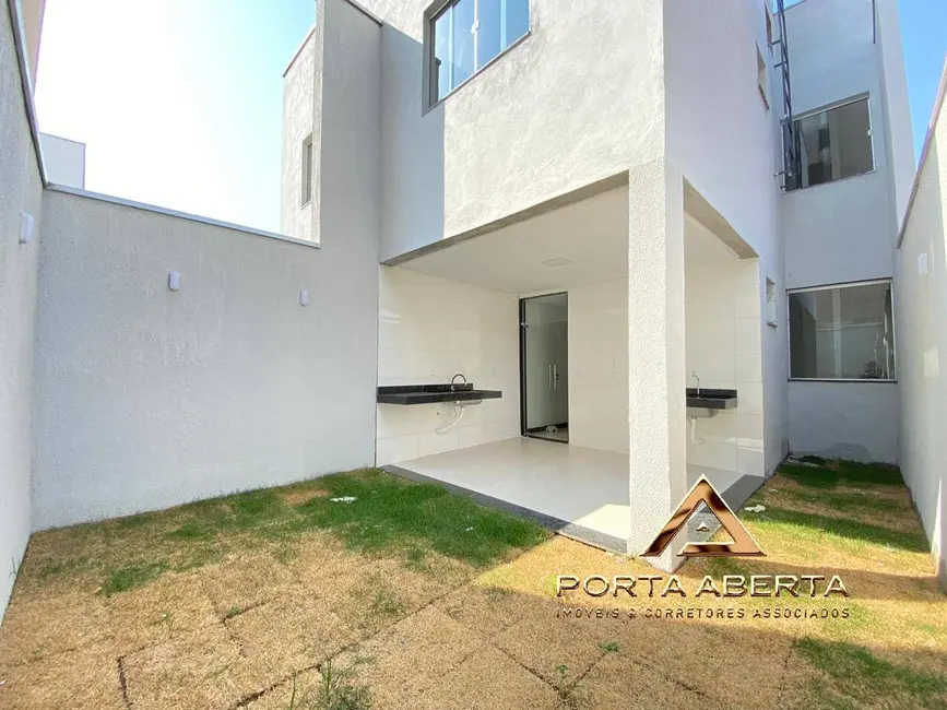 Casa com 3 quartos à venda, 130m2 em Santana Do Paraiso - MG - imagem 8 Foto 8 de Casa com 3 quartos à venda, 130m2 em Santana Do Paraiso - MG