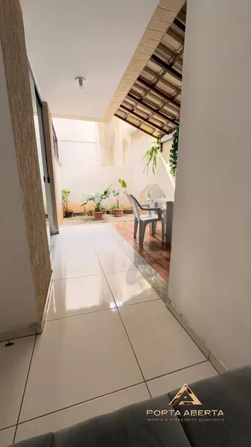 Foto 2 de Apartamento com 2 quartos à venda, 62m2 em Santana Do Paraiso - MG