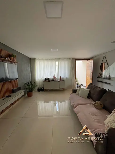 Casa com 3 quartos à venda, 150m2 em Santana Do Paraiso - MG - imagem 5 Foto 5 de Casa com 3 quartos à venda, 150m2 em Santana Do Paraiso - MG
