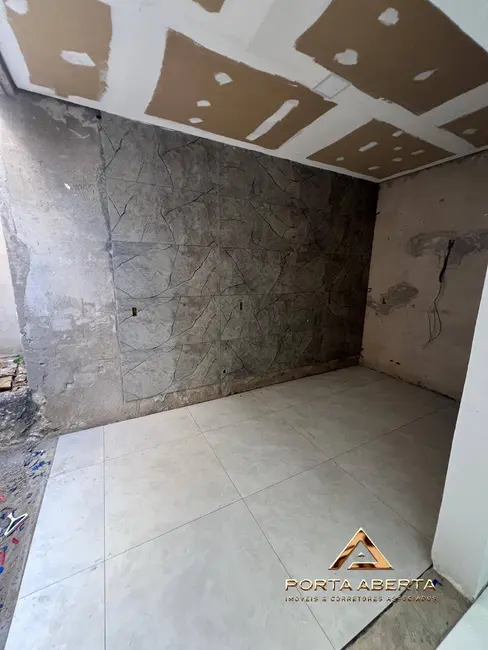 Casa com 3 quartos à venda, 143m2 em Santana Do Paraiso - MG - imagem 3 Foto 3 de Casa com 3 quartos à venda, 143m2 em Santana Do Paraiso - MG