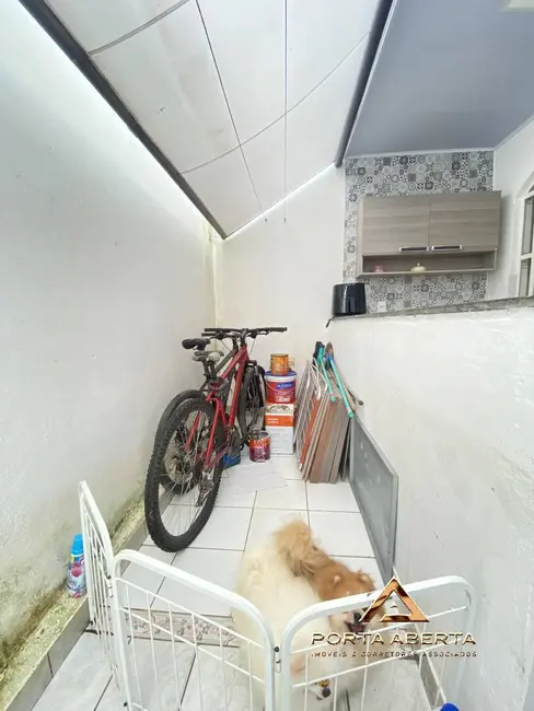 Foto 2 de Casa com 3 quartos à venda, 153m2 em Santana Do Paraiso - MG