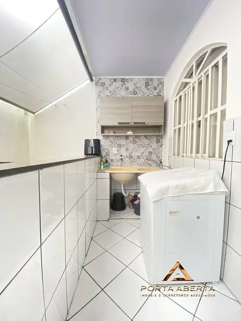 Casa com 3 quartos à venda, 153m2 em Santana Do Paraiso - MG - imagem 4 Foto 4 de Casa com 3 quartos à venda, 153m2 em Santana Do Paraiso - MG