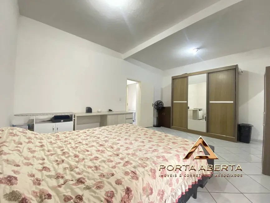 Casa com 3 quartos à venda, 153m2 em Santana Do Paraiso - MG - imagem 6 Foto 6 de Casa com 3 quartos à venda, 153m2 em Santana Do Paraiso - MG