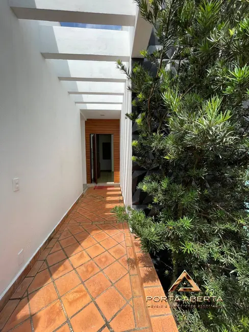 Casa com 3 quartos à venda, 258m2 em Timoteo - MG - imagem 5 Foto 5 de Casa com 3 quartos à venda, 258m2 em Timoteo - MG