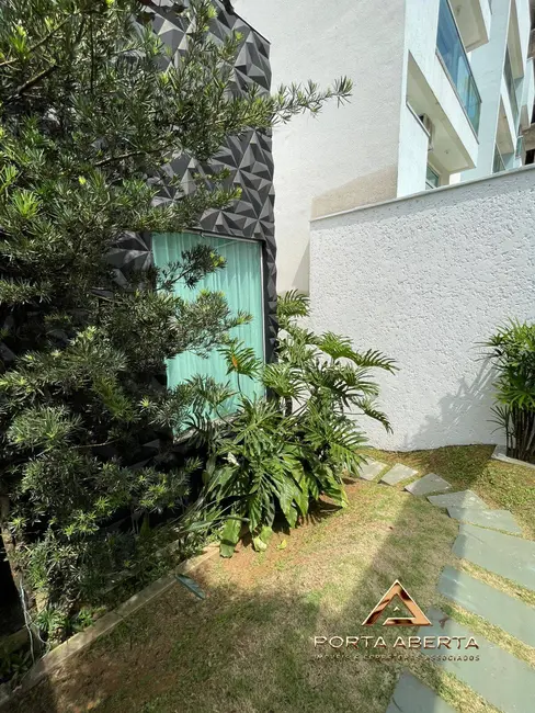 Casa com 3 quartos à venda, 258m2 em Timoteo - MG - imagem 4 Foto 4 de Casa com 3 quartos à venda, 258m2 em Timoteo - MG