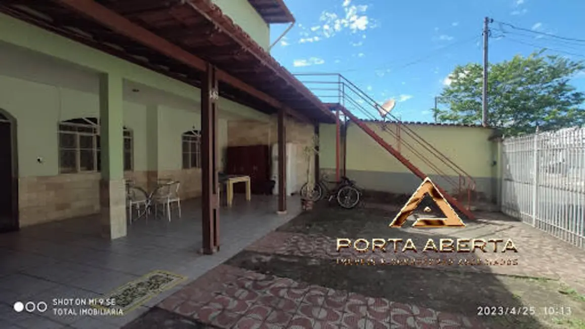 Foto 2 de Casa com 4 quartos à venda em Amaro Lanari, Coronel Fabriciano - MG