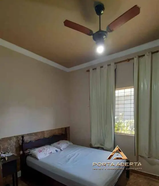 Casa com 3 quartos à venda, 360m2 em Santana Do Paraiso - MG - imagem 7 Foto 7 de Casa com 3 quartos à venda, 360m2 em Santana Do Paraiso - MG
