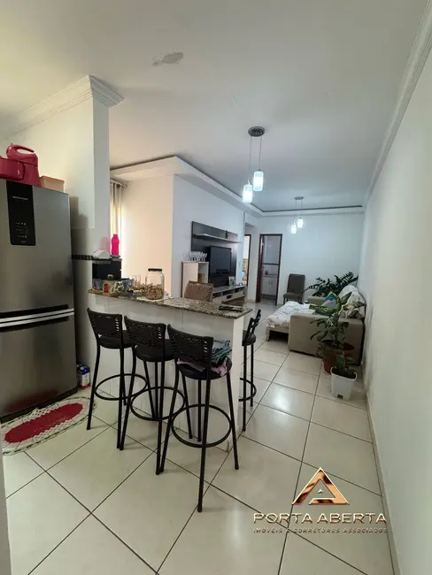 Foto 2 de Apartamento com 2 quartos à venda, 55m2 em Santana Do Paraiso - MG