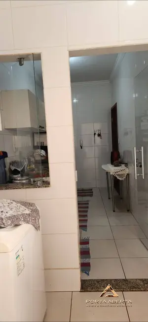 Casa com 2 quartos à venda em Santana Do Paraiso - MG - imagem 6 Foto 6 de Casa com 2 quartos à venda em Santana Do Paraiso - MG