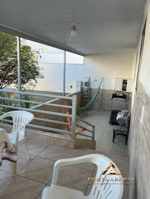 Foto 6 de Casa com 3 quartos à venda, 200m2 em Belvedere, Coronel Fabriciano - MG