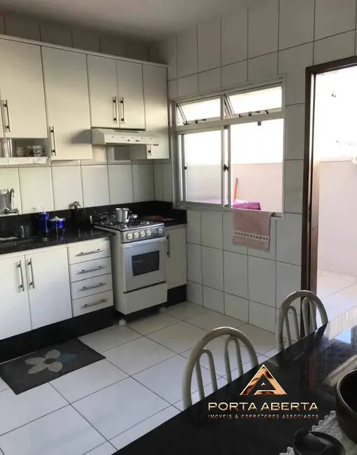 Foto 4 de Apartamento com 3 quartos à venda em Canaã, Ipatinga - MG
