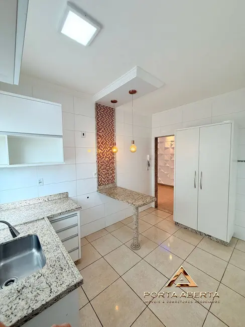 Foto 2 de Apartamento com 3 quartos à venda, 90m2 em Veneza, Ipatinga - MG
