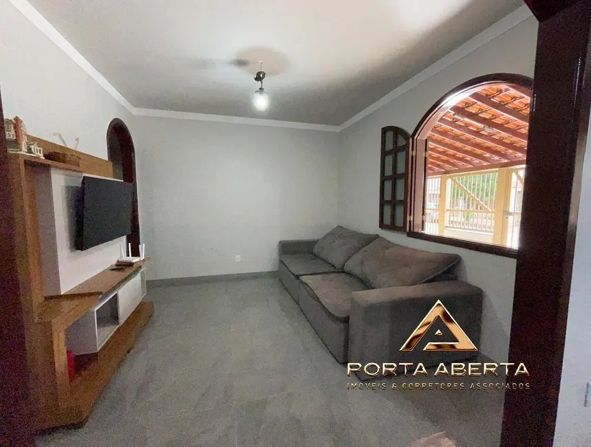 Casa com 4 quartos à venda, 300m2 em Bela Vista, Ipatinga - MG - imagem 8 Foto 8 de Casa com 4 quartos à venda, 300m2 em Bela Vista, Ipatinga - MG