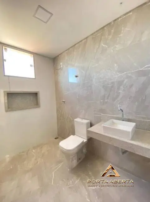 Casa com 3 quartos à venda, 140m2 em Santana Do Paraiso - MG - imagem 3 Foto 3 de Casa com 3 quartos à venda, 140m2 em Santana Do Paraiso - MG