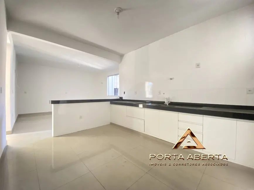 Foto 1 de Apartamento com 3 quartos à venda, 115m2 em Santana Do Paraiso - MG
