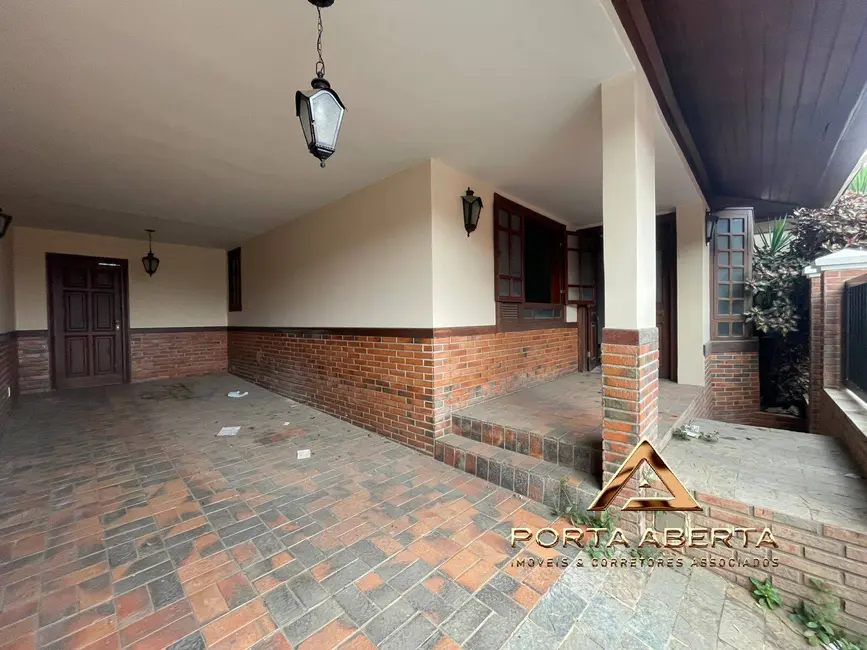 Foto 2 de Casa à venda e para alugar em Professores, Coronel Fabriciano - MG