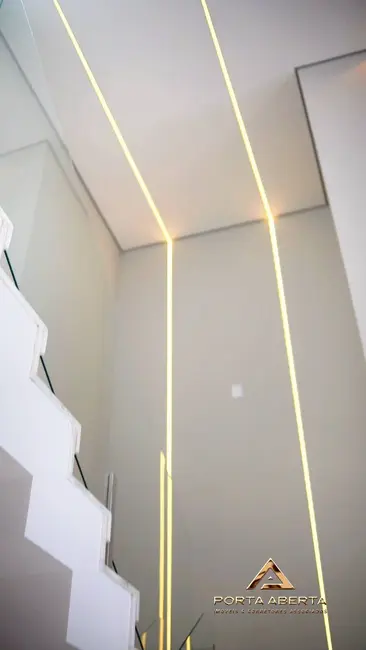 Foto 9 de Casa com 3 quartos à venda, 266m2 em Caratinga - MG