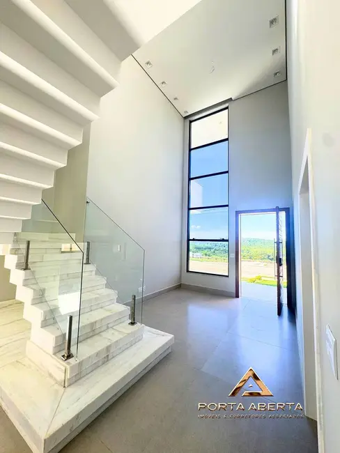 Foto 8 de Casa com 3 quartos à venda, 266m2 em Caratinga - MG