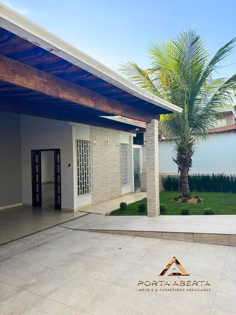 Casa com 3 quartos à venda, 200m2 em Das Águas, Ipatinga - MG - imagem 2 Foto 2 de Casa com 3 quartos à venda, 200m2 em Das Águas, Ipatinga - MG