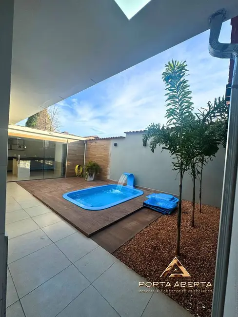 Casa com 3 quartos à venda, 200m2 em Das Águas, Ipatinga - MG - imagem 8 Foto 8 de Casa com 3 quartos à venda, 200m2 em Das Águas, Ipatinga - MG