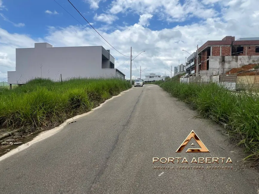 Foto 1 de Terreno / Lote à venda, 300m2 em Belvedere, Coronel Fabriciano - MG