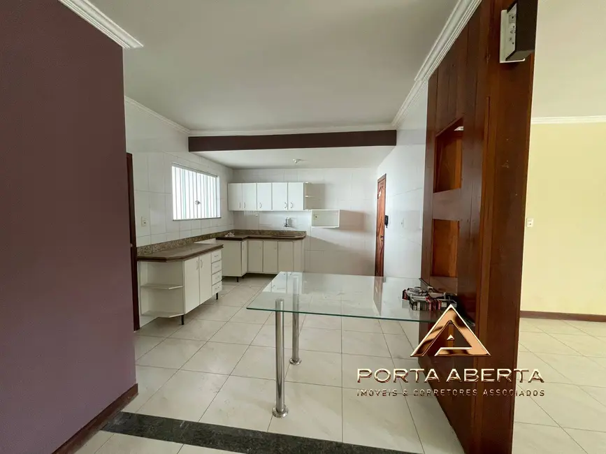 Casa com 3 quartos à venda, 200m2 em Belvedere, Coronel Fabriciano - MG - imagem 7 Foto 7 de Casa com 3 quartos à venda, 200m2 em Belvedere, Coronel Fabriciano - MG