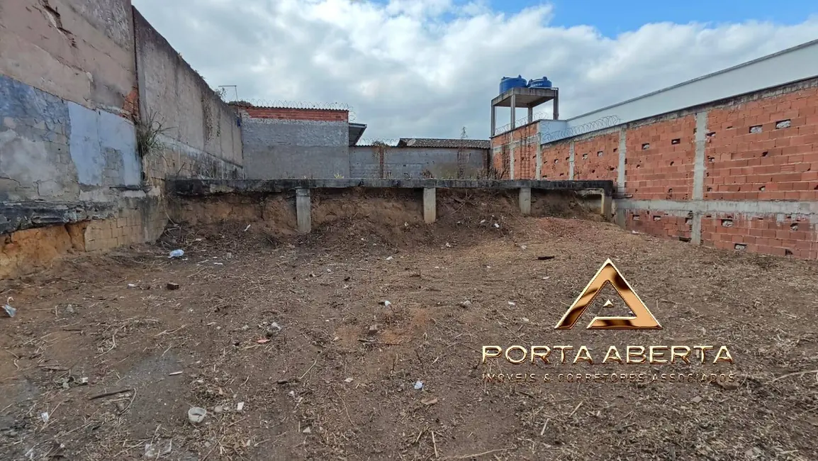 Terreno / Lote à venda, 360m2 em Iguaçu, Ipatinga - MG - imagem 3 Foto 3 de Terreno / Lote à venda, 360m2 em Iguaçu, Ipatinga - MG