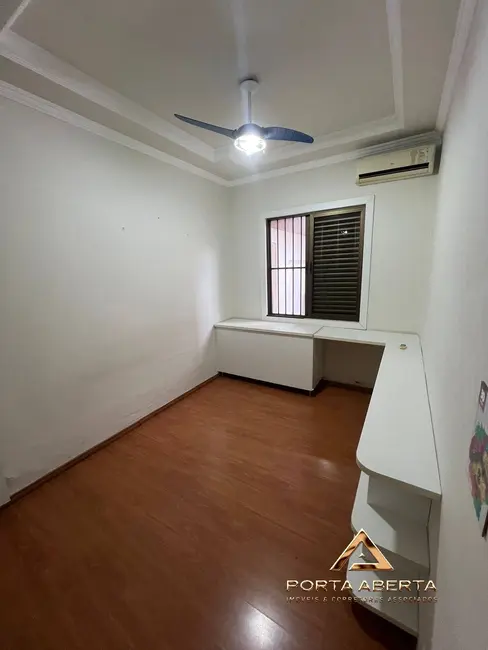 Casa com 3 quartos à venda, 400m2 em Cariru, Ipatinga - MG - imagem 5 Foto 5 de Casa com 3 quartos à venda, 400m2 em Cariru, Ipatinga - MG