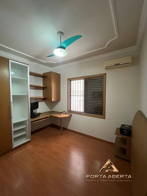 Casa com 3 quartos à venda, 400m2 em Cariru, Ipatinga - MG - imagem 7 Foto 7 de Casa com 3 quartos à venda, 400m2 em Cariru, Ipatinga - MG