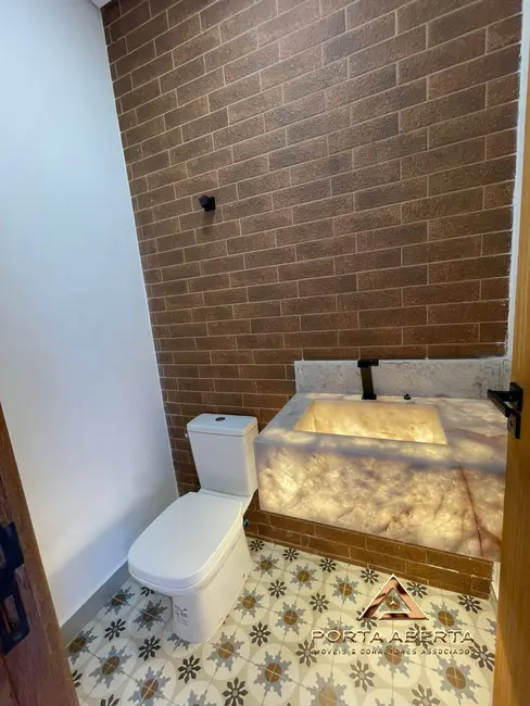 Casa com 3 quartos à venda, 230m2 em Giovanini, Coronel Fabriciano - MG - imagem 6 Foto 6 de Casa com 3 quartos à venda, 230m2 em Giovanini, Coronel Fabriciano - MG