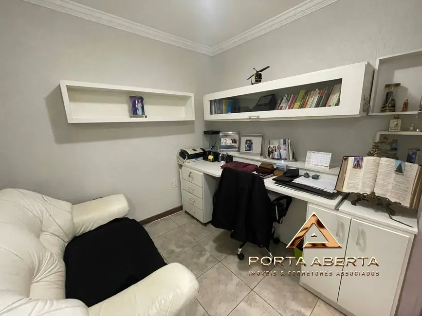 Apartamento com 3 quartos à venda, 200m2 em Serenata, Timoteo - MG - imagem 6 Foto 6 de Apartamento com 3 quartos à venda, 200m2 em Serenata, Timoteo - MG