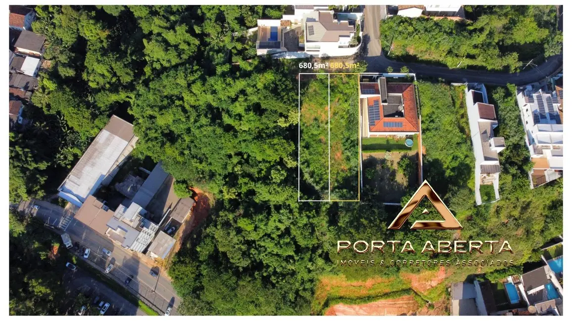 Foto 1 de Terreno / Lote à venda, 680m2 em Alto Serenata, Timoteo - MG