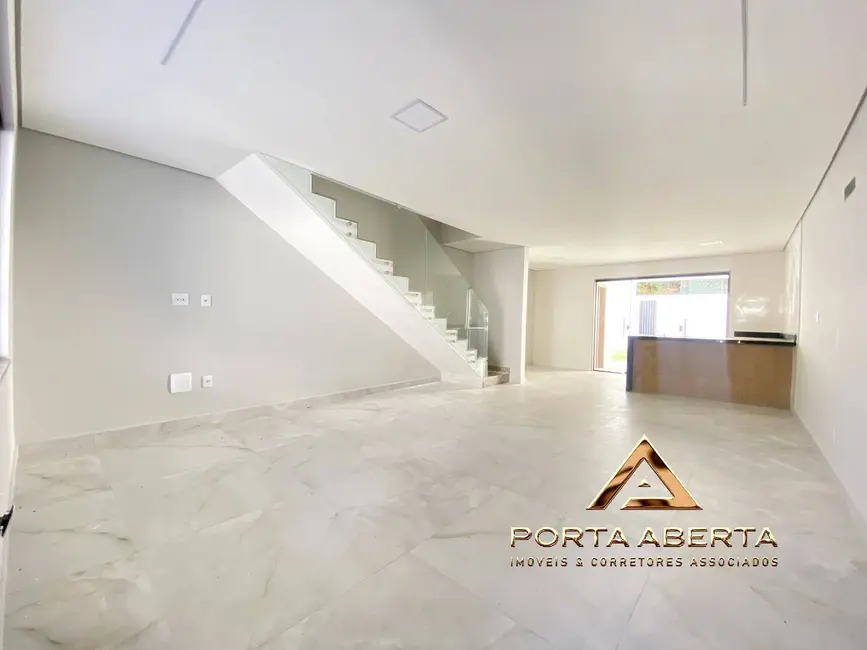Casa com 3 quartos à venda, 140m2 em Santana Do Paraiso - MG - imagem 6 Foto 6 de Casa com 3 quartos à venda, 140m2 em Santana Do Paraiso - MG