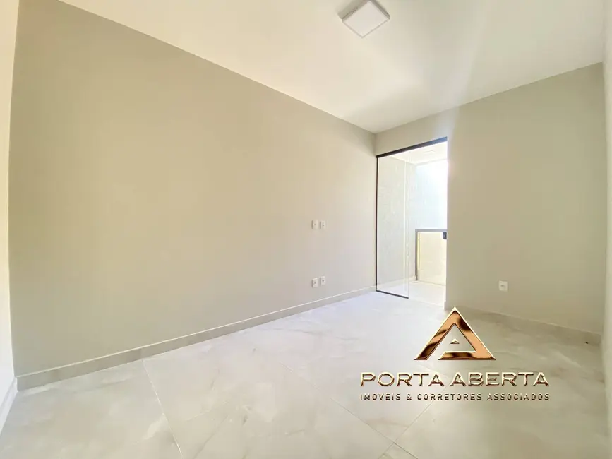 Casa com 3 quartos à venda, 140m2 em Santana Do Paraiso - MG - imagem 5 Foto 5 de Casa com 3 quartos à venda, 140m2 em Santana Do Paraiso - MG
