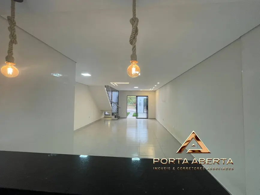 Casa com 3 quartos à venda, 155m2 em Santana Do Paraiso - MG - imagem 7 Foto 7 de Casa com 3 quartos à venda, 155m2 em Santana Do Paraiso - MG