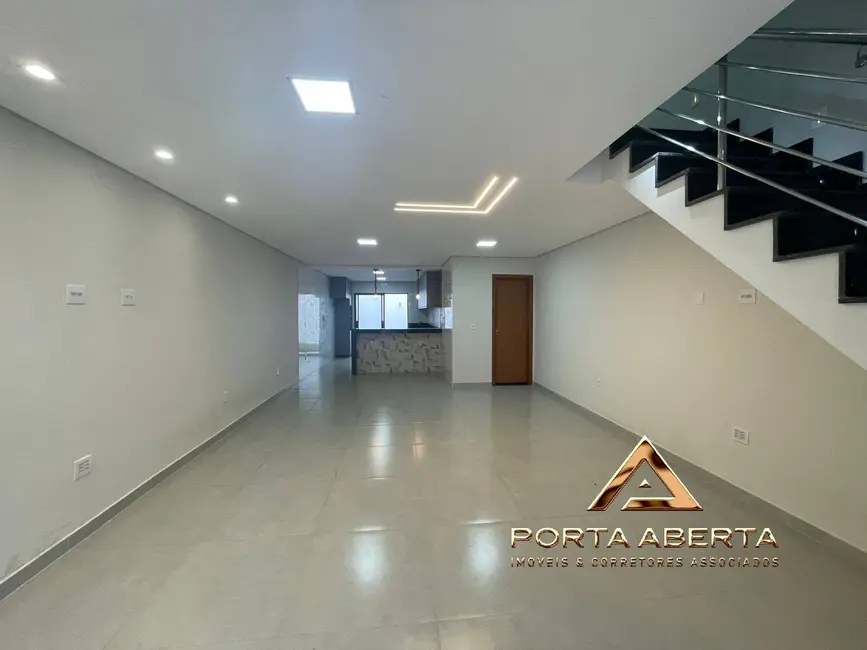 Casa com 3 quartos à venda, 155m2 em Santana Do Paraiso - MG - imagem 6 Foto 6 de Casa com 3 quartos à venda, 155m2 em Santana Do Paraiso - MG