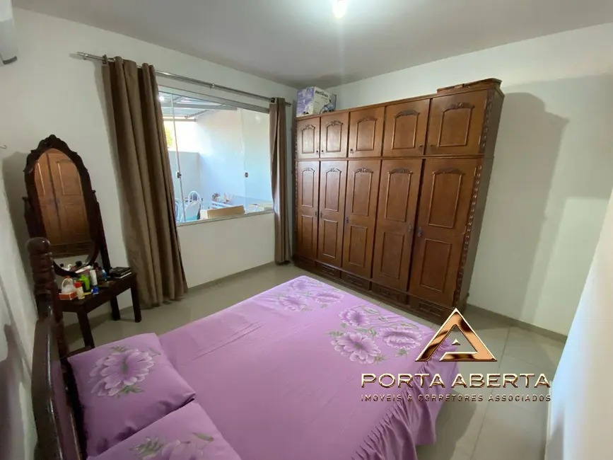 Casa com 3 quartos à venda, 150m2 em Santana Do Paraiso - MG - imagem 5 Foto 5 de Casa com 3 quartos à venda, 150m2 em Santana Do Paraiso - MG