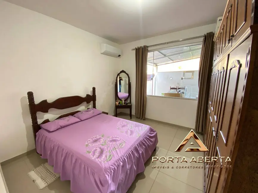 Casa com 3 quartos à venda, 150m2 em Santana Do Paraiso - MG - imagem 4 Foto 4 de Casa com 3 quartos à venda, 150m2 em Santana Do Paraiso - MG