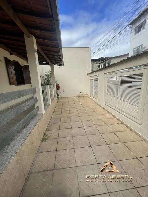 Casa com 3 quartos à venda, 200m2 em Ana Rita, Timoteo - MG - imagem 6 Foto 6 de Casa com 3 quartos à venda, 200m2 em Ana Rita, Timoteo - MG