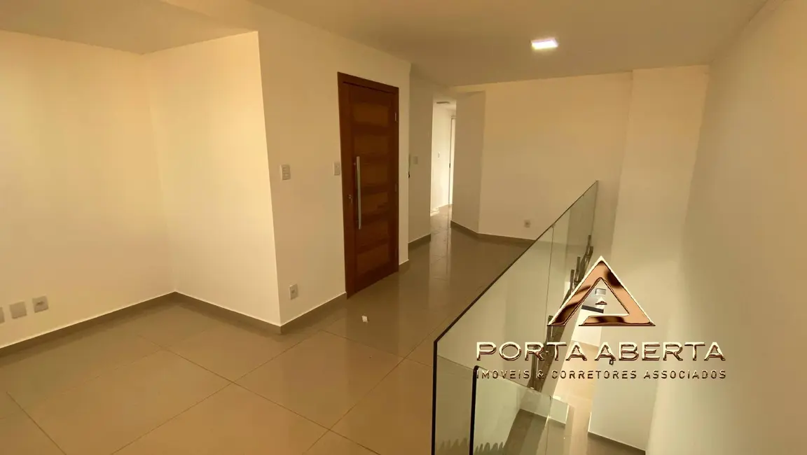 Foto 9 de Cobertura com 3 quartos à venda, 220m2 em Bom Retiro, Ipatinga - MG