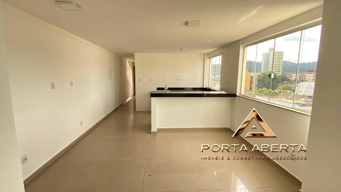 Foto 6 de Cobertura com 3 quartos à venda, 220m2 em Bom Retiro, Ipatinga - MG