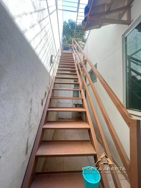 Foto 5 de Casa com 3 quartos à venda em Santana Do Paraiso - MG