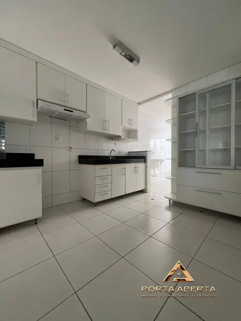 Foto 4 de Apartamento com 3 quartos à venda, 95m2 em Veneza, Ipatinga - MG