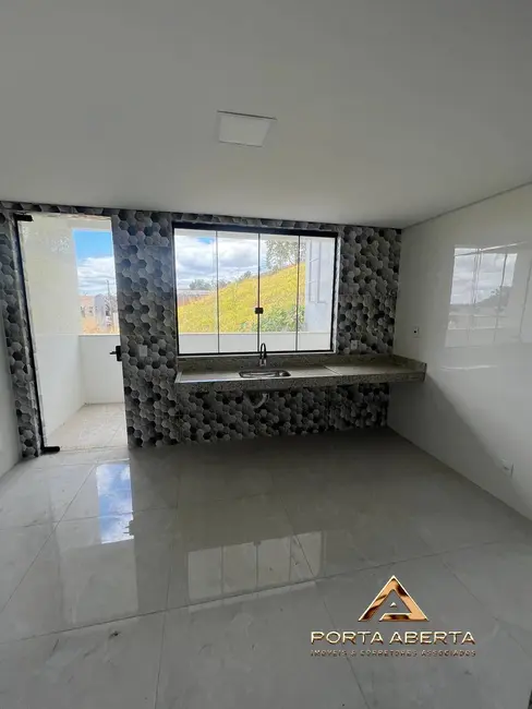 Casa com 3 quartos à venda, 195m2 em Santana Do Paraiso - MG - imagem 7 Foto 7 de Casa com 3 quartos à venda, 195m2 em Santana Do Paraiso - MG