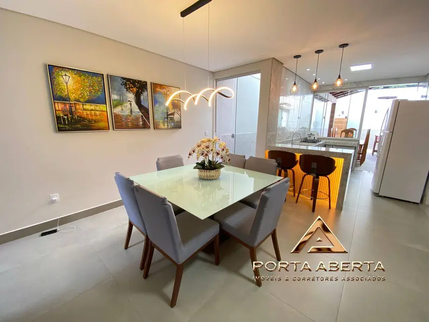 Casa com 3 quartos à venda, 150m2 em Imbaúbas, Ipatinga - MG - imagem 8 Foto 8 de Casa com 3 quartos à venda, 150m2 em Imbaúbas, Ipatinga - MG