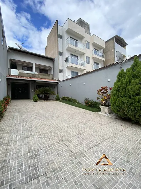 Foto 1 de Casa com 3 quartos à venda, 180m2 em Santana Do Paraiso - MG