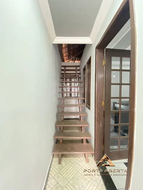 Casa com 3 quartos à venda, 180m2 em Santana Do Paraiso - MG - imagem 6 Foto 6 de Casa com 3 quartos à venda, 180m2 em Santana Do Paraiso - MG