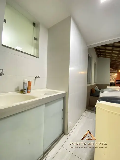 Foto 4 de Apartamento com 3 quartos à venda, 20m2 em Veneza, Ipatinga - MG