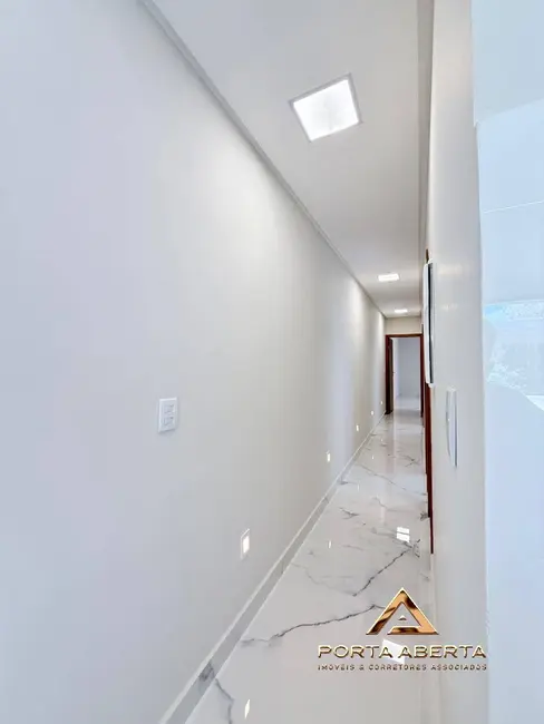 Foto 6 de Casa com 3 quartos à venda, 125m2 em Santana Do Paraiso - MG