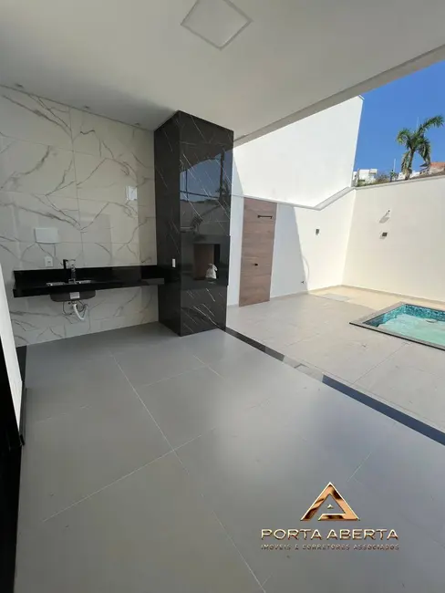 Casa com 3 quartos à venda, 225m2 em Santana Do Paraiso - MG - imagem 9 Foto 9 de Casa com 3 quartos à venda, 225m2 em Santana Do Paraiso - MG